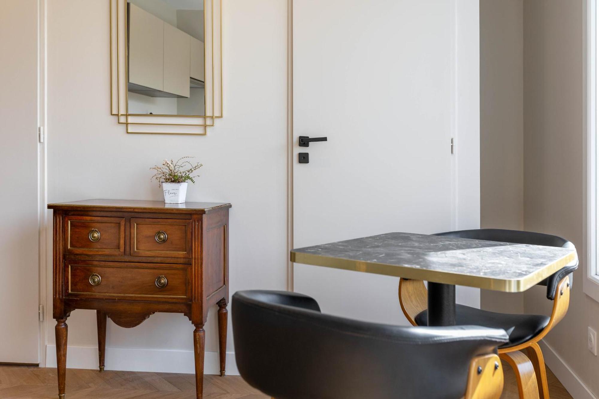 Appart Hotel Coraline - Genas Lyon Eurexpo Eksteriør bilde